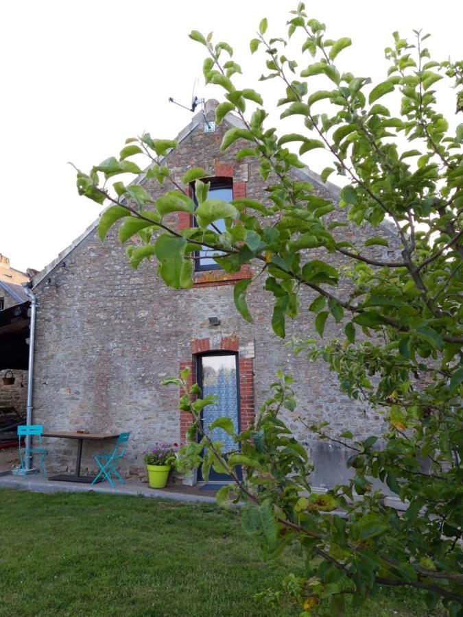 Chez Mario Apartment Saint-Pierre-Eglise Exterior photo